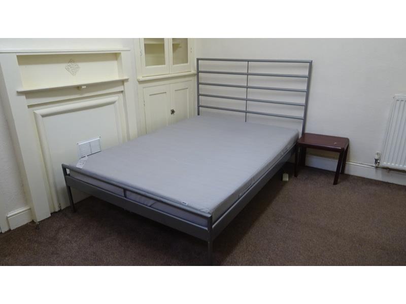 1 bed property in Crwys Road, Cardiff